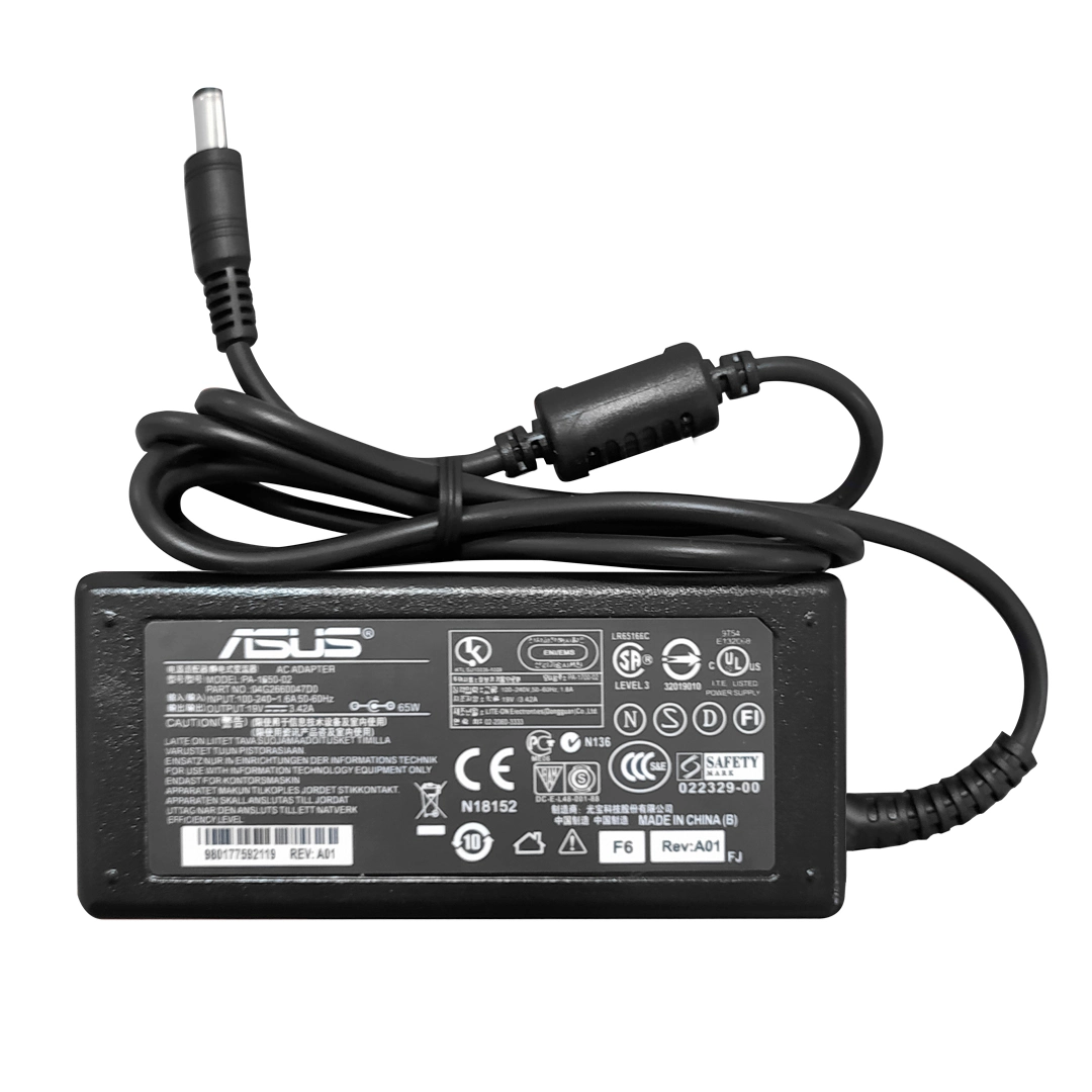 (626) Cargador Asus 19 V  3.42 A  5.5X2.5mm